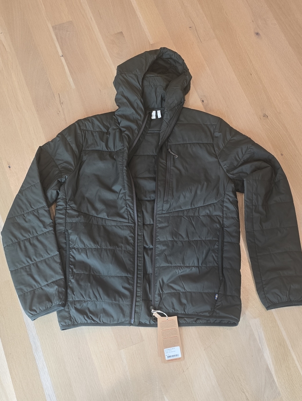Fjallraven Keb padded hoodie, medium. Men's Hooded Puffer Jacket in Olive Green